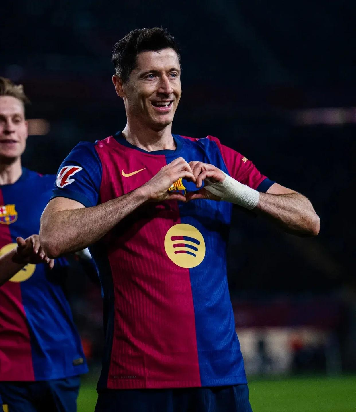 aoa体育体育入口-关于乌克兰憾负出局，球员眼含泪光失落难言的信息