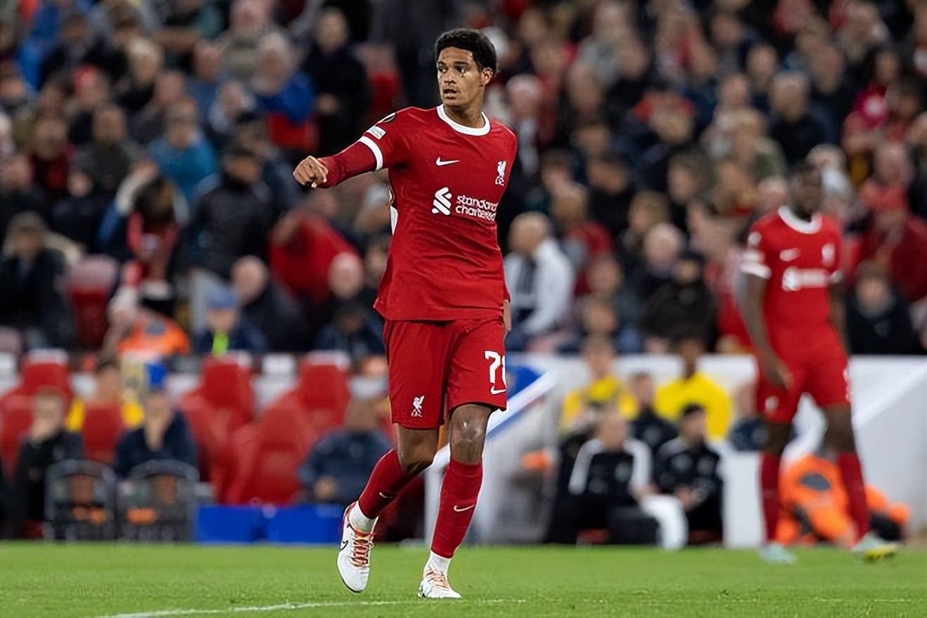 aoa体育体育官网-关于利物浦防守出现漏洞，赛季前景堪忧的信息