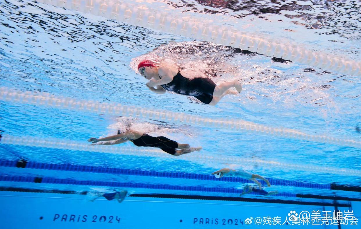 aoa体育体育官网-关于澳大利亚游泳选手再创纪录，速度令人惊叹的信息