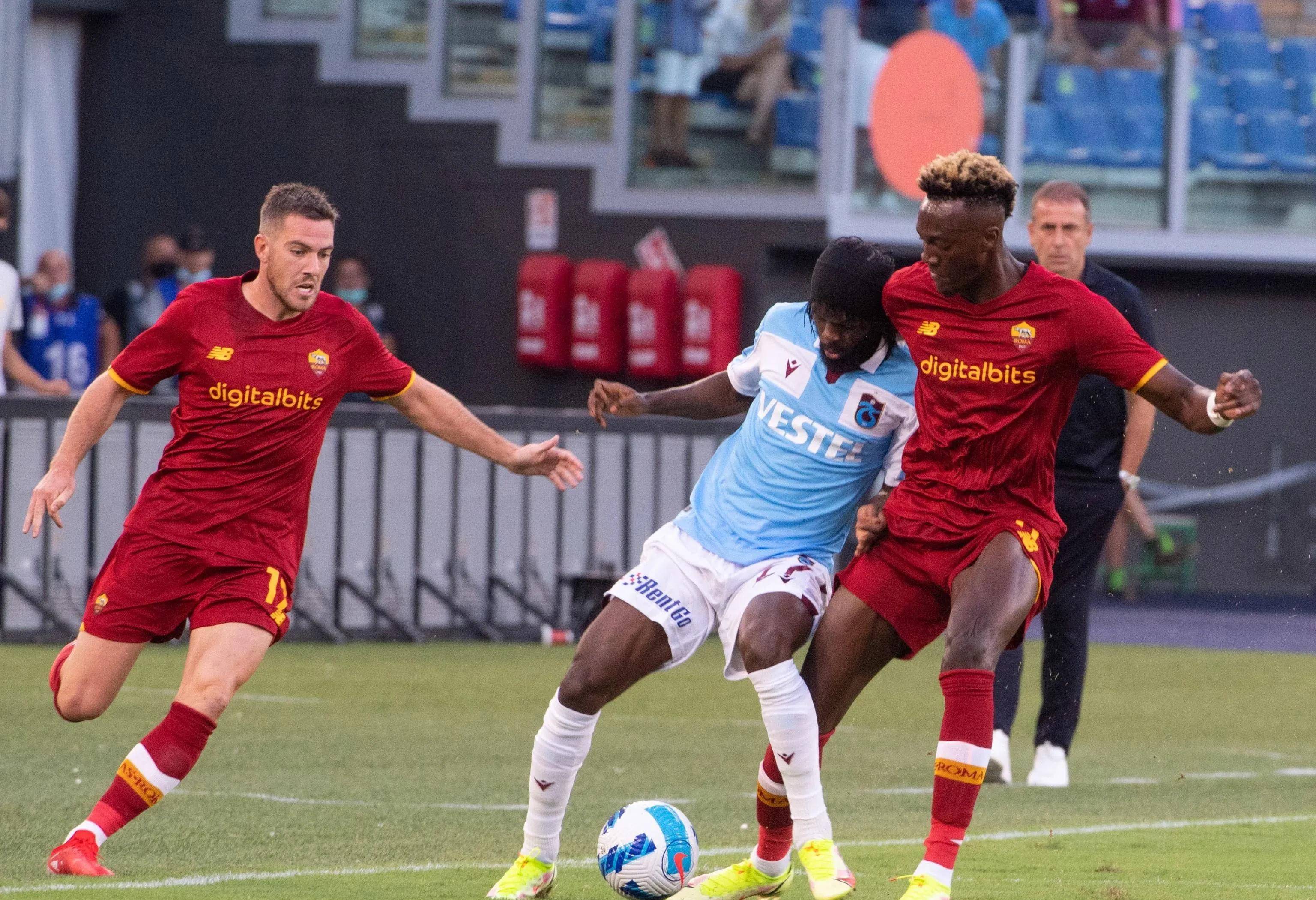 关于皇马客场逼平阿贾克斯，晋级形势微妙的信息