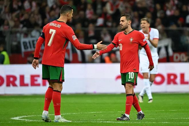 包含葡萄牙擒下西班牙，豪取四连胜的词条