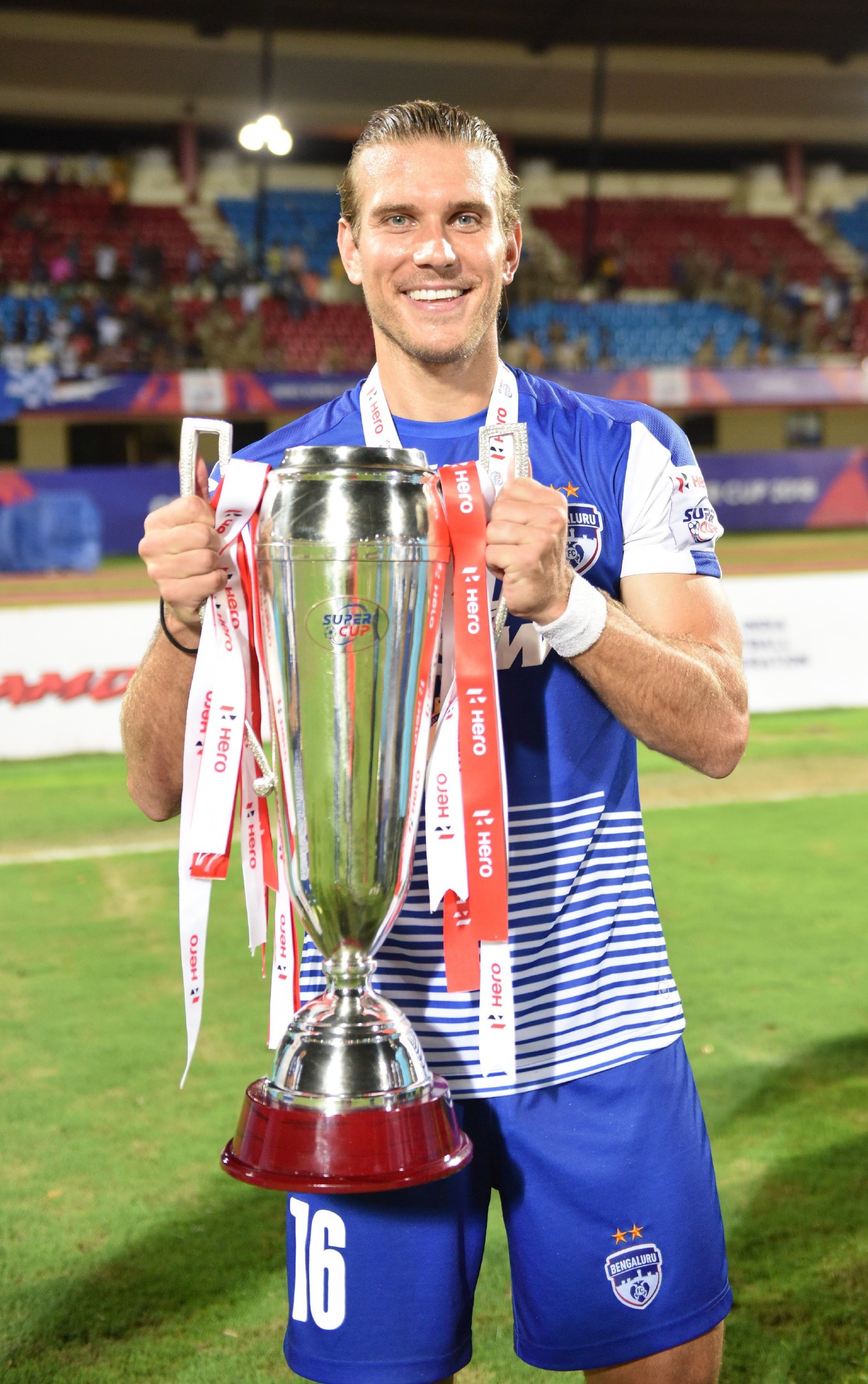 悉尼足球俱乐部强势出击