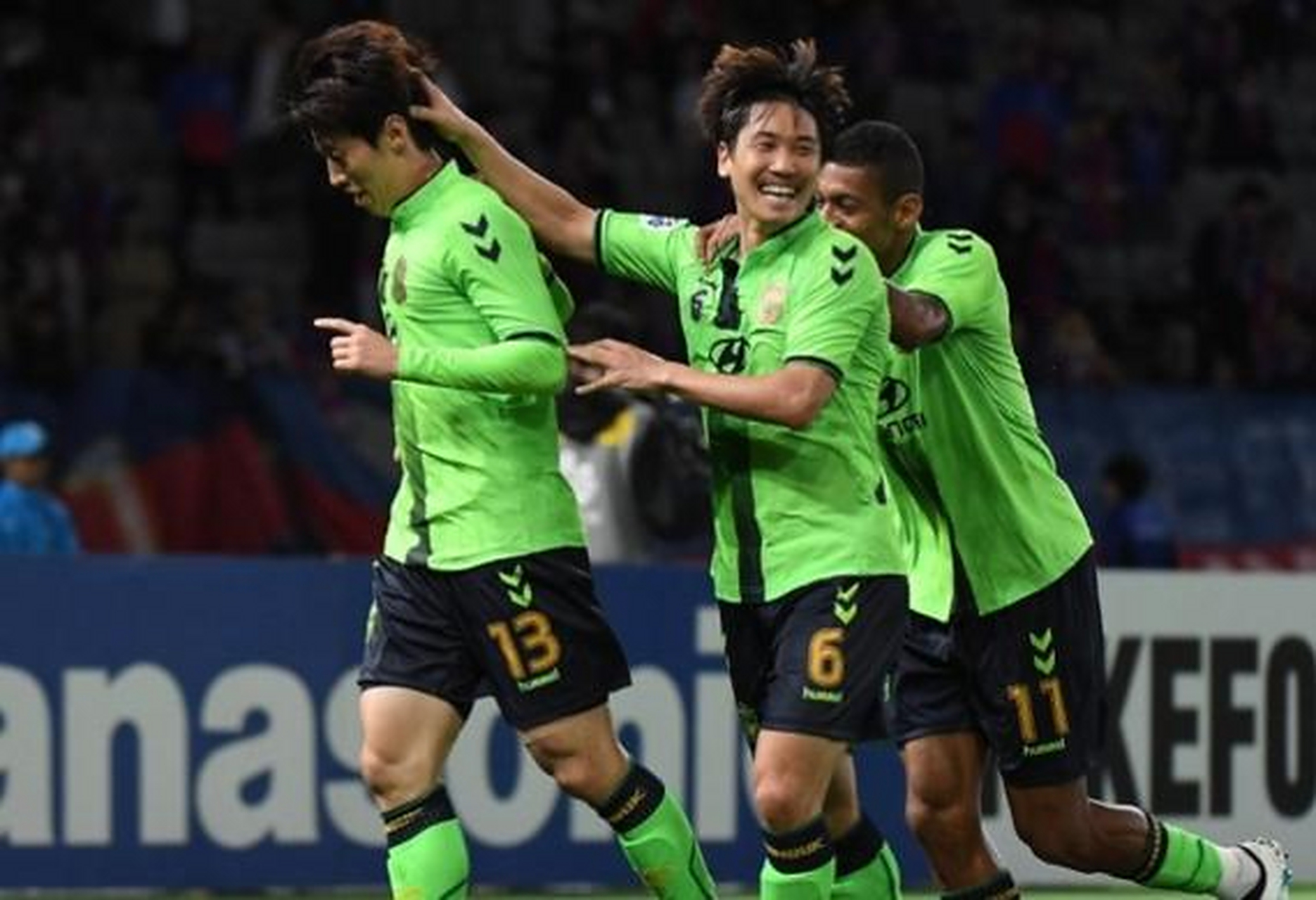 aoa体育体育网页版-日本浦和红钻队备战韩国全北现代，冲击亚冠决赛的简单介绍