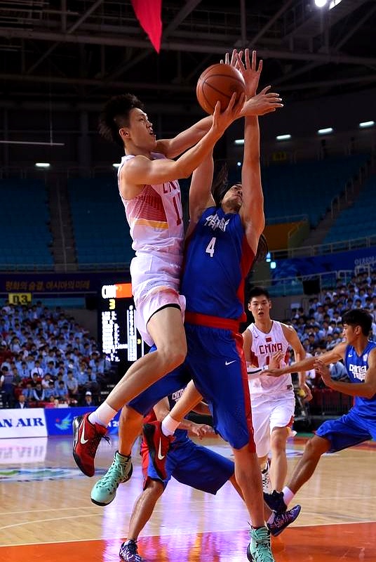 aoa体育-亚洲篮球选手在体能训练中取得重要突破