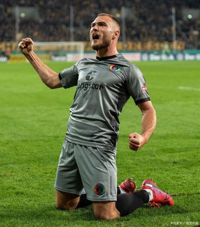 弗赖堡战胜对手,取得四连胜表现抢眼的简单介绍 弗赖堡战胜对手,取得四连胜表现抢眼的简单介绍