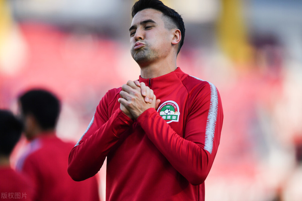 球队主力复出，领着全队更进一步征战赛场