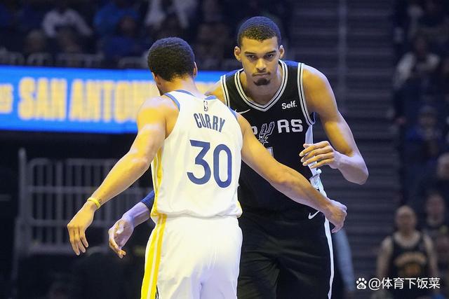 比赛疯狂！2:2战平结局，球迷热议