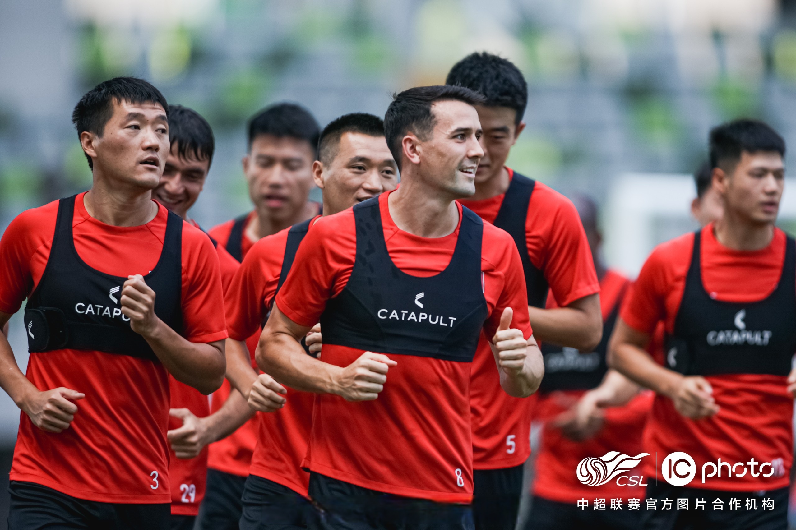 aoa体育体育官方登录入口-关于中超球队状态起伏，教练员调整阵容引热议的信息