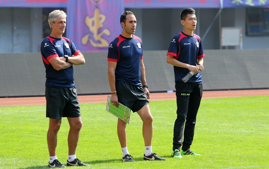 关于北京人和迎战大连人满贯，全队期待全取三分的信息