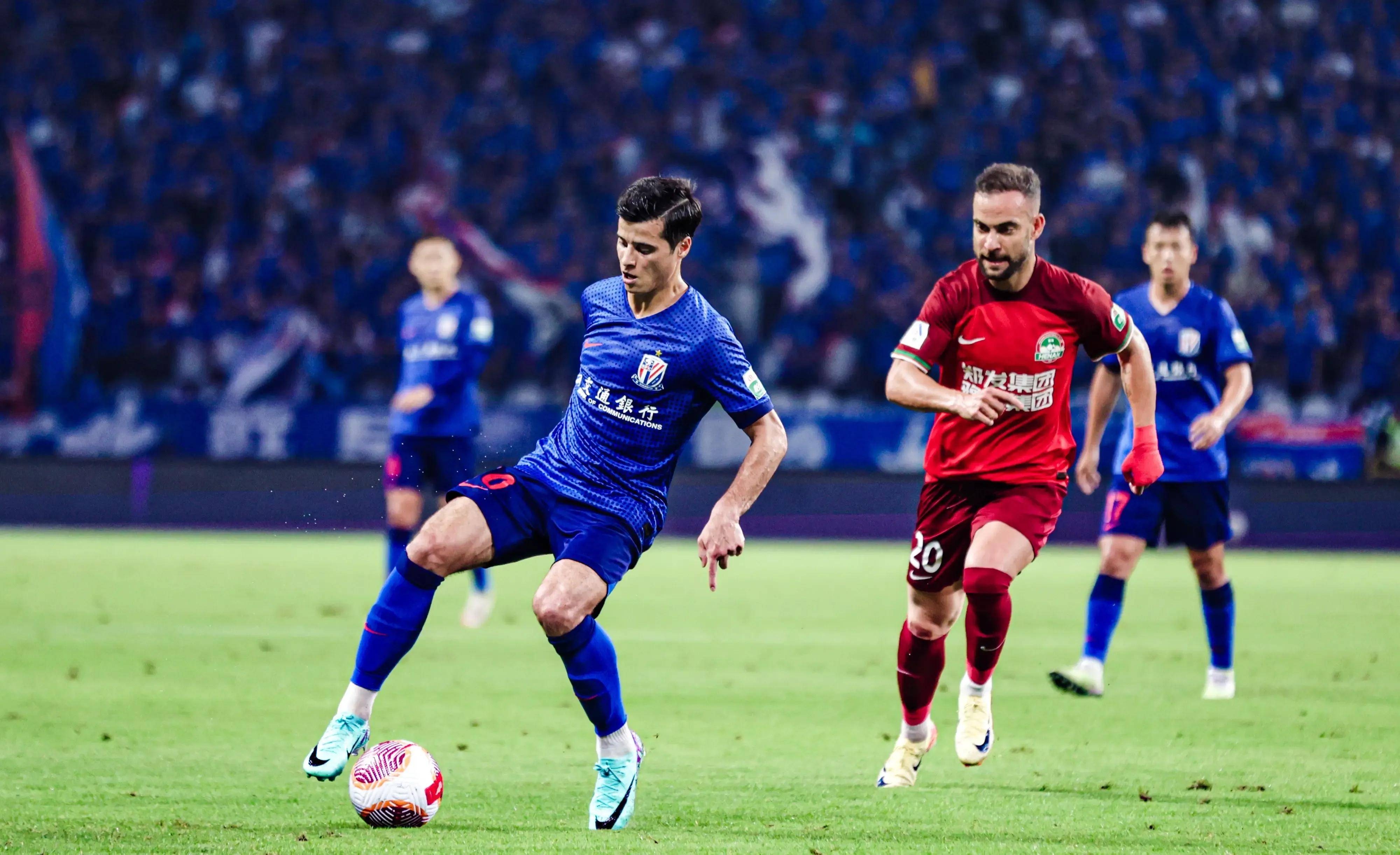 巴黎圣日耳曼签约新后卫，强化防守实力的简单介绍