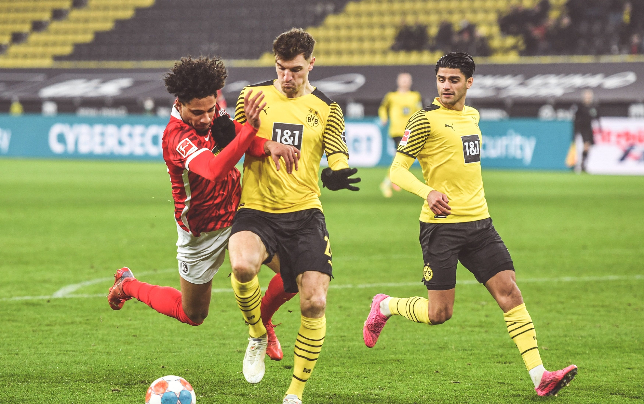 包含荷兰客胜德国，提升实力受赞誉的词条