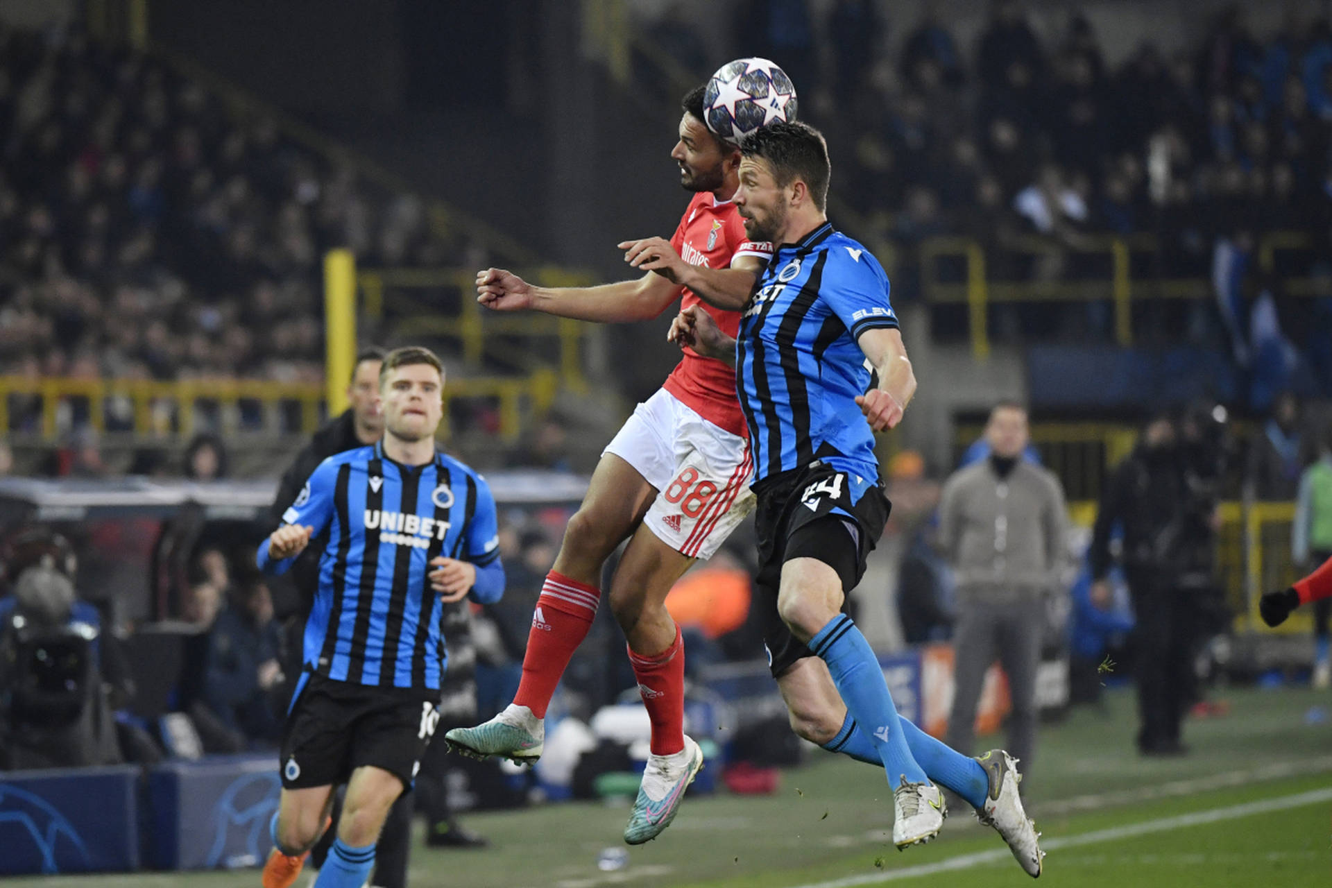 曼联全队备战狼堡，阵容或有变动