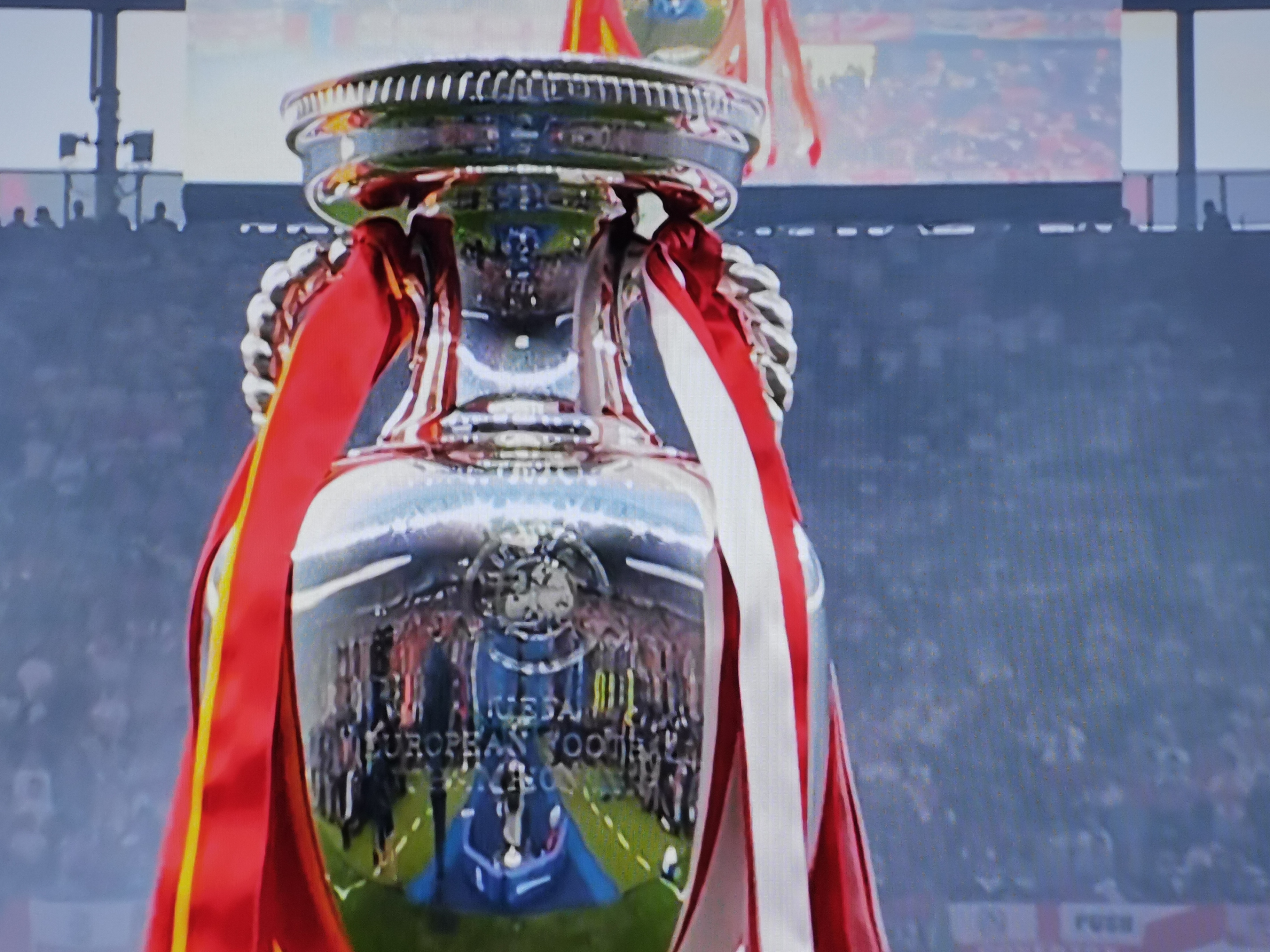 西班牙篮球队斩获最后一刻的胜利