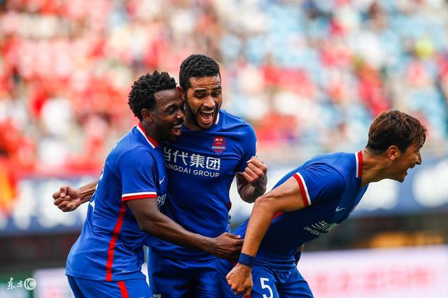 aoa体育体育官方登录入口-包含重庆力帆遭遇连败，保级形势堪忧的词条